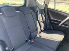 Toyota 2.0 D-4D Business Edition SUV 5dr Diesel Manual Euro 6 (s/s) (Safety Sense, Nav) (143 ps)