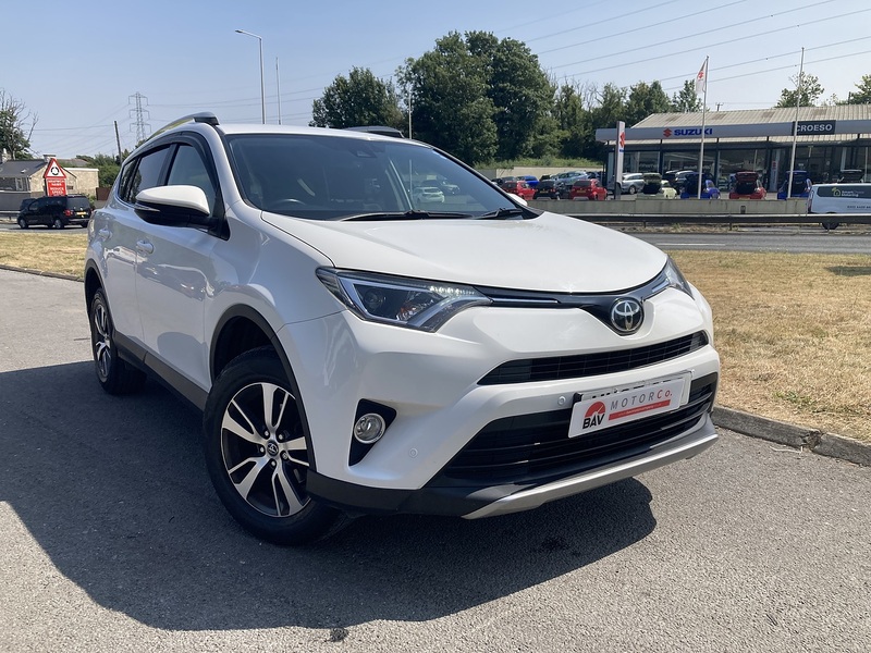 Toyota 2.0 D-4D Business Edition SUV 5dr Diesel Manual Euro 6 (s/s) (Safety Sense, Nav) (143 ps)
