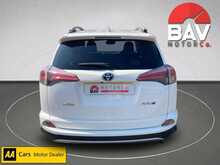 Toyota 2.0 D-4D Business Edition SUV 5dr Diesel Manual Euro 6 (s/s) (Safety Sense, Nav) (143 ps)