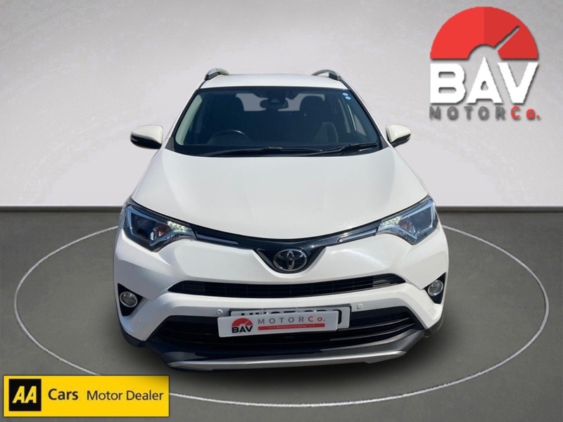 Toyota 2.0 D-4D Business Edition SUV 5dr Diesel Manual Euro 6 (s/s) (Safety Sense, Nav) (143 ps)