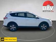 Toyota 2.0 D-4D Business Edition SUV 5dr Diesel Manual Euro 6 (s/s) (Safety Sense, Nav) (143 ps)
