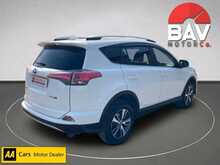 Toyota 2.0 D-4D Business Edition SUV 5dr Diesel Manual Euro 6 (s/s) (Safety Sense, Nav) (143 ps)