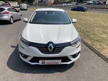 Renault 1.2 TCe Dynamique Nav Hatchback 5dr Petrol Manual Euro 6 (s/s) (130 ps)