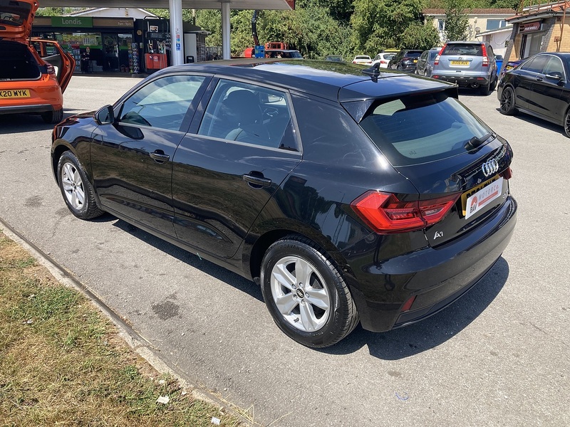 Audi 1.0 TFSI 25 Technik Sportback 5dr Petrol Manual Euro 6 (s/s) (95 ps)