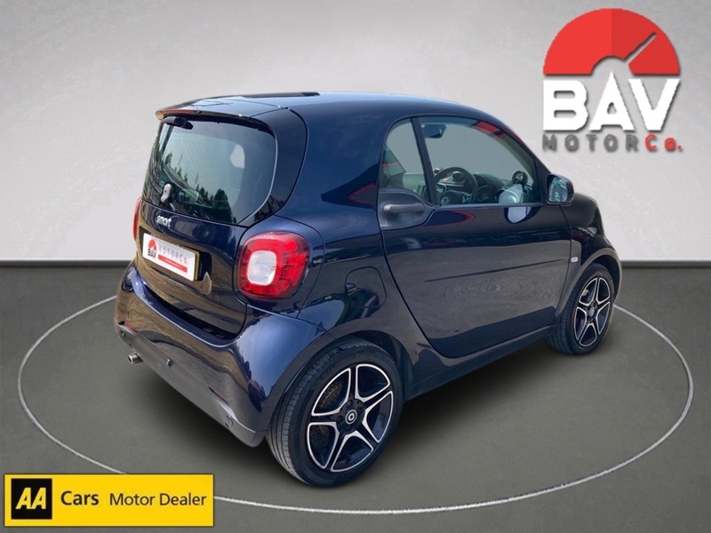Smart 0.9T Edition Blue Coupe 2dr Petrol Twinamic Euro 6 (s/s) (90 ps)