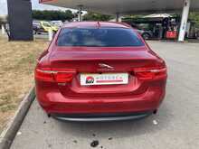 Jaguar 2.0d Prestige Saloon 4dr Diesel Manual Euro 6 (s/s) (163 ps)