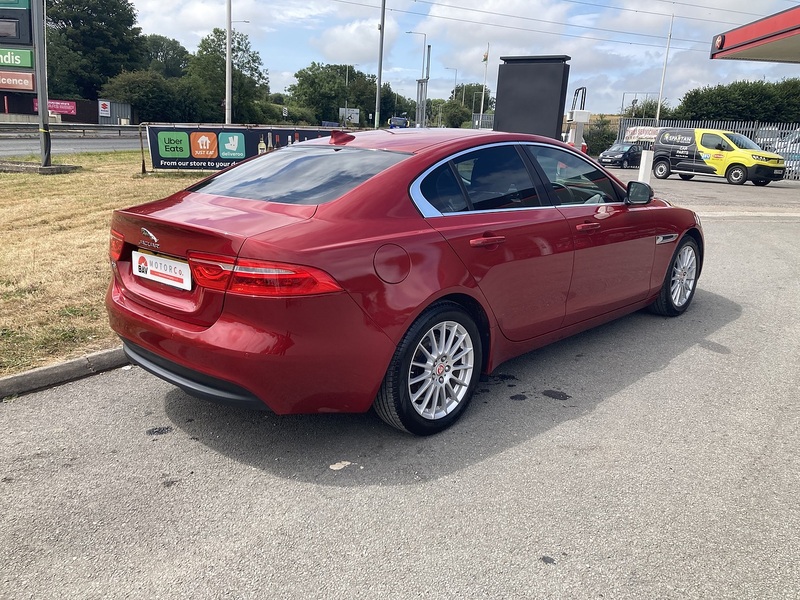 Jaguar 2.0d Prestige Saloon 4dr Diesel Manual Euro 6 (s/s) (163 ps)