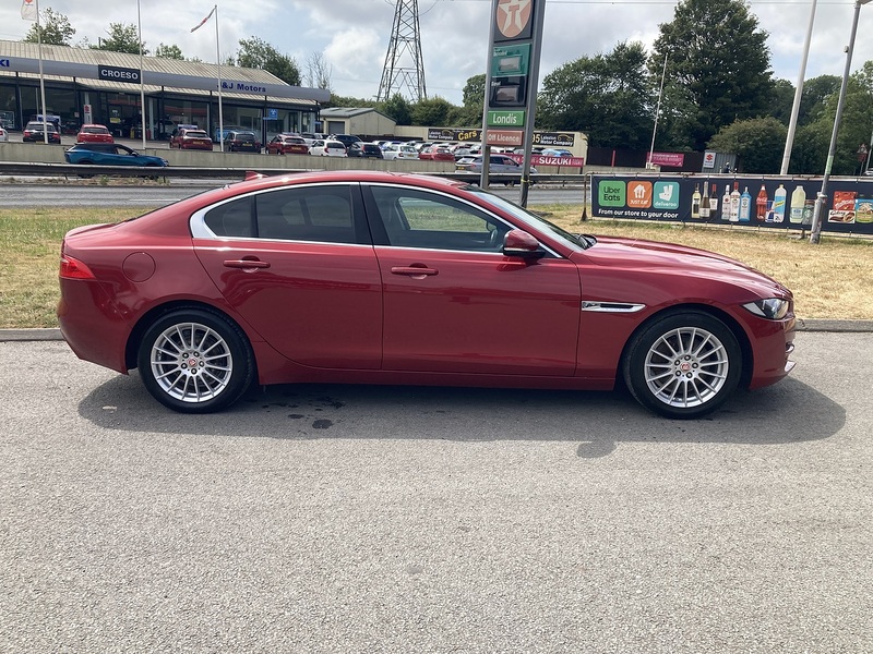 Jaguar 2.0d Prestige Saloon 4dr Diesel Manual Euro 6 (s/s) (163 ps)