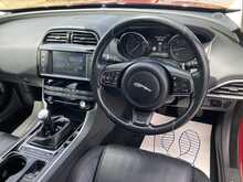 Jaguar 2.0d Prestige Saloon 4dr Diesel Manual Euro 6 (s/s) (163 ps)
