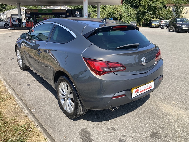 Vauxhall 2.0 CDTi SRi Coupe 3dr Diesel Auto Euro 5 (165 ps)