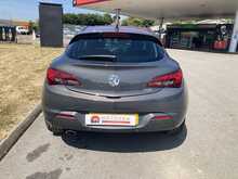 Vauxhall 2.0 CDTi SRi Coupe 3dr Diesel Auto Euro 5 (165 ps)