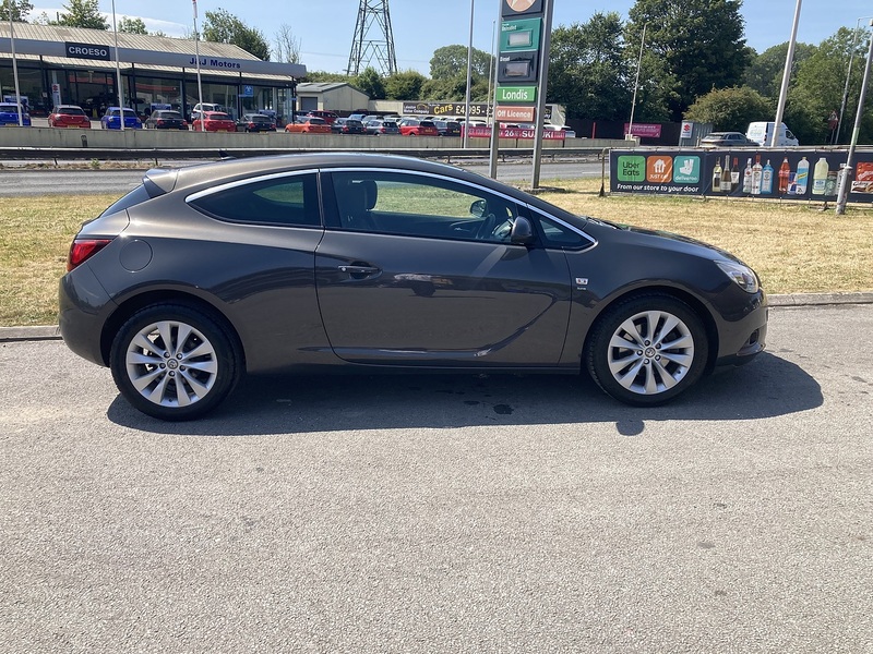 Vauxhall 2.0 CDTi SRi Coupe 3dr Diesel Auto Euro 5 (165 ps)