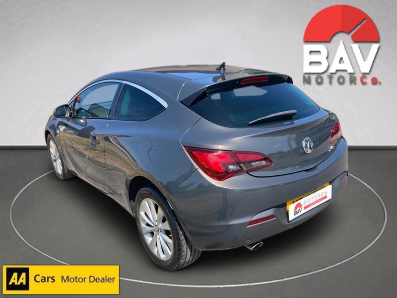 Vauxhall 2.0 CDTi SRi Coupe 3dr Diesel Auto Euro 5 (165 ps)