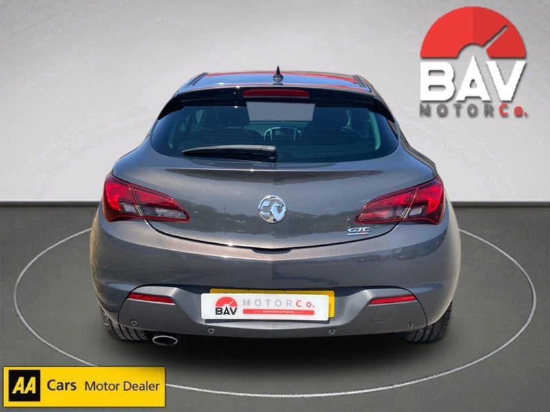 Vauxhall 2.0 CDTi SRi Coupe 3dr Diesel Auto Euro 5 (165 ps)