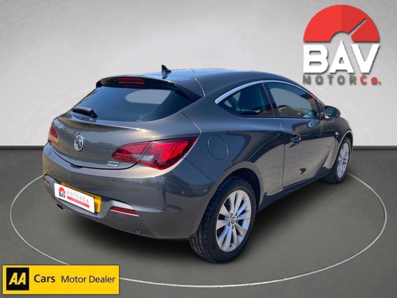 Vauxhall 2.0 CDTi SRi Coupe 3dr Diesel Auto Euro 5 (165 ps)
