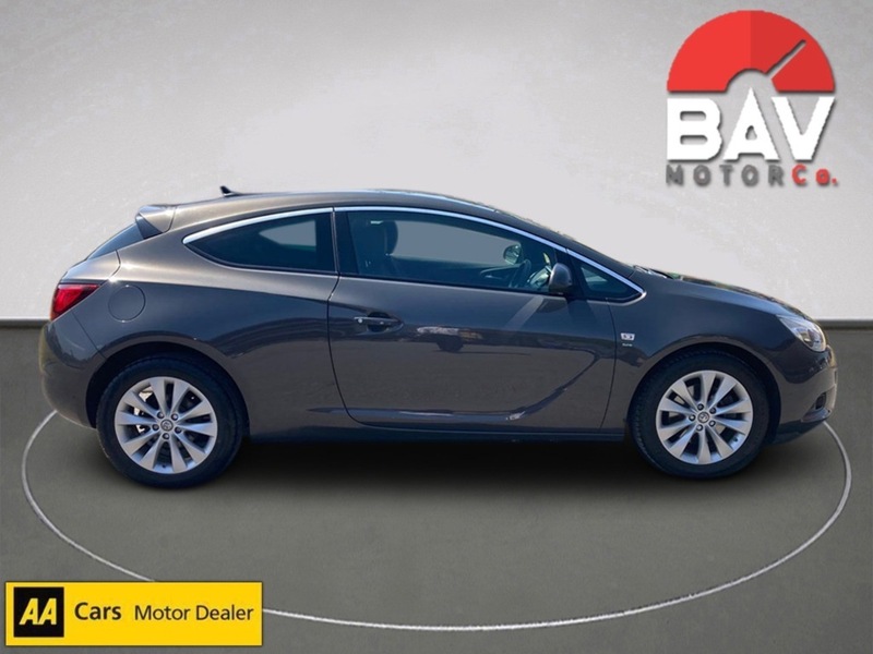 Vauxhall 2.0 CDTi SRi Coupe 3dr Diesel Auto Euro 5 (165 ps)