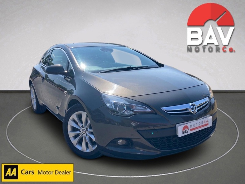 Vauxhall 2.0 CDTi SRi Coupe 3dr Diesel Auto Euro 5 (165 ps)