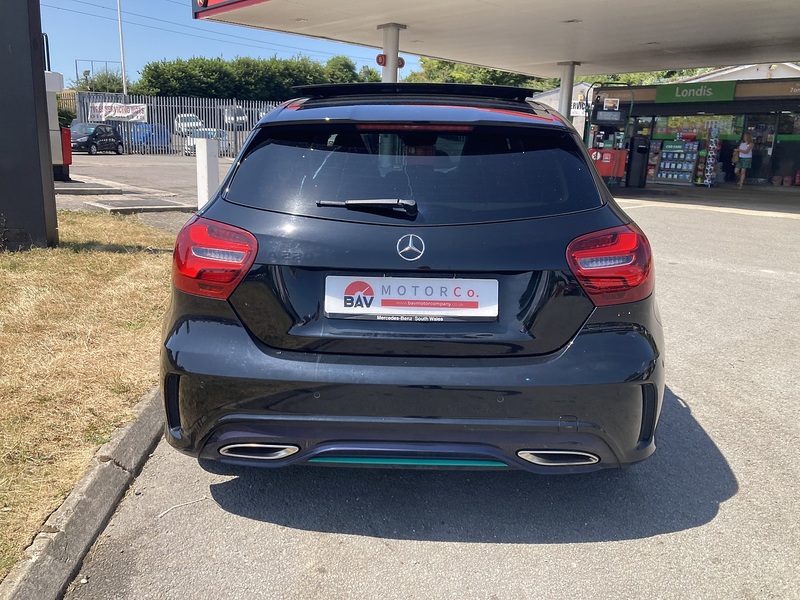 Mercedes-Benz 2.1 A220d Motorsport Edition (Premium) Hatchback 5dr Diesel 7G-DCT Euro 6 (s/s) (177 ps)