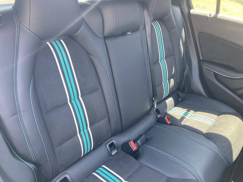 Mercedes-Benz 2.1 A220d Motorsport Edition (Premium) Hatchback 5dr Diesel 7G-DCT Euro 6 (s/s) (177 ps)