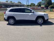 Jeep 2.2 MultiJetII Limited SUV 5dr Diesel Auto 4WD Euro 6 (s/s) (200 ps)