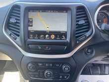 Jeep 2.2 MultiJetII Limited SUV 5dr Diesel Auto 4WD Euro 6 (s/s) (200 ps)