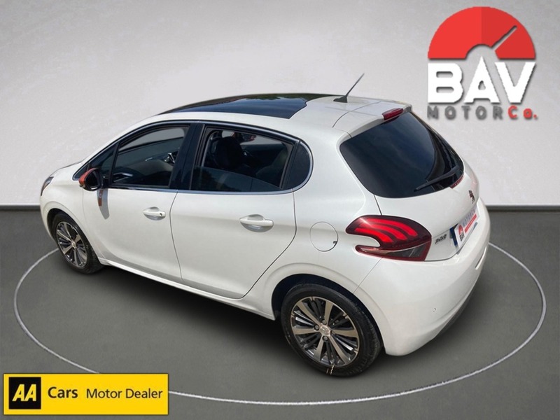 Peugeot 1.6 BlueHDi Roland Garros Hatchback 5dr Diesel Manual Euro 6 (100 ps)