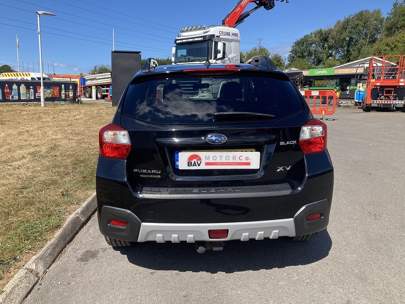 Subaru 2.0i Black SUV 5dr Petrol Lineartronic 4WD Euro 5 (s/s) (150 ps)