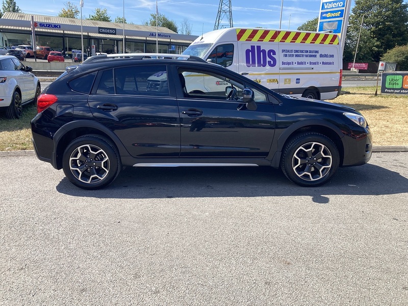 Subaru 2.0i Black SUV 5dr Petrol Lineartronic 4WD Euro 5 (s/s) (150 ps)