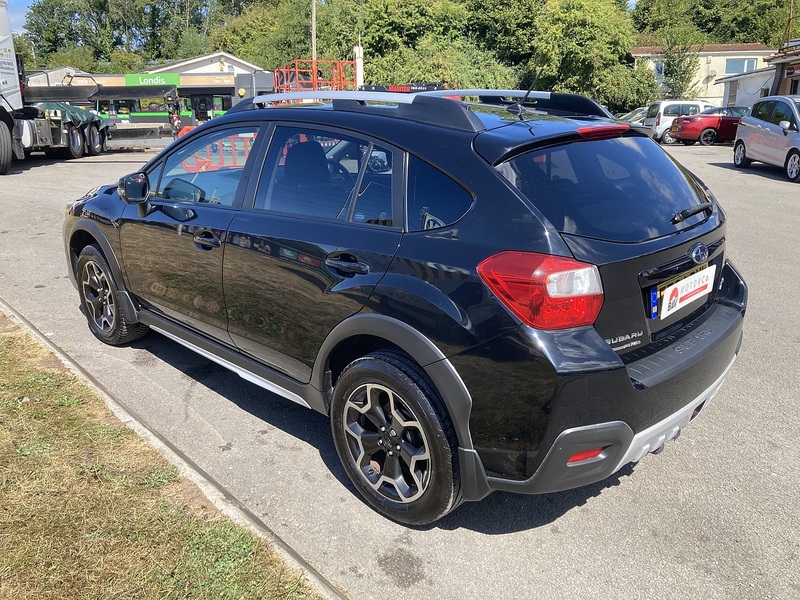 Subaru 2.0i Black SUV 5dr Petrol Lineartronic 4WD Euro 5 (s/s) (150 ps)