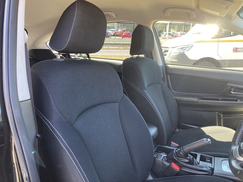 Subaru 2.0i Black SUV 5dr Petrol Lineartronic 4WD Euro 5 (s/s) (150 ps)