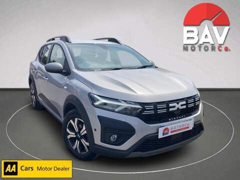Dacia 1.0 TCe Journey Hatchback 5dr Petrol Manual Euro 6 (s/s) (90 ps)