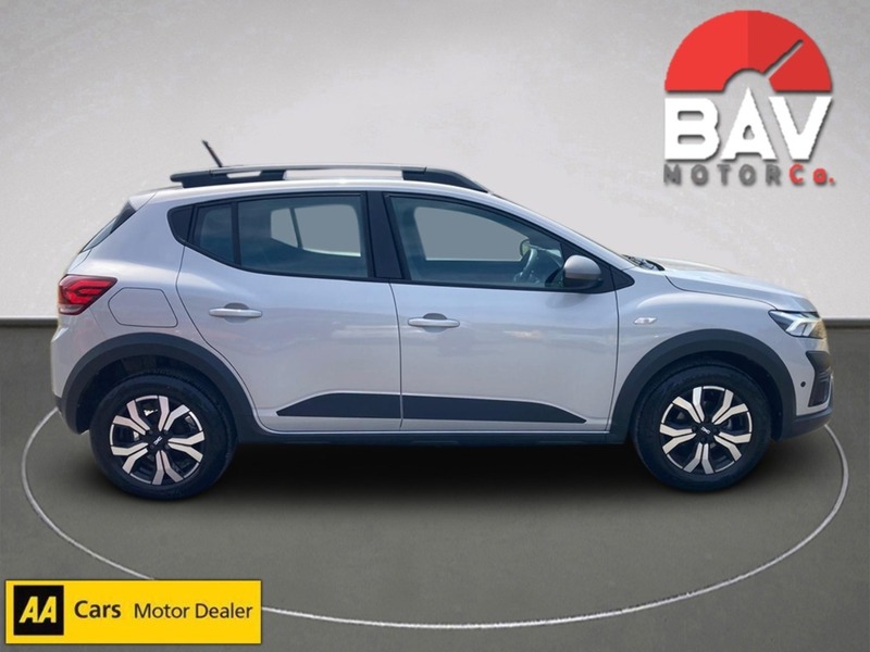 Dacia 1.0 TCe Journey Hatchback 5dr Petrol Manual Euro 6 (s/s) (90 ps)