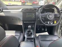 MG 1.5 VTi-TECH Exclusive SUV 5dr Petrol Manual Euro 6 (s/s) (106 ps)