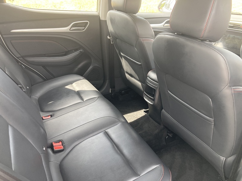 MG 1.5 VTi-TECH Exclusive SUV 5dr Petrol Manual Euro 6 (s/s) (106 ps)