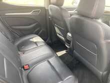 MG 1.5 VTi-TECH Exclusive SUV 5dr Petrol Manual Euro 6 (s/s) (106 ps)
