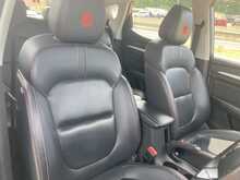 MG 1.5 VTi-TECH Exclusive SUV 5dr Petrol Manual Euro 6 (s/s) (106 ps)