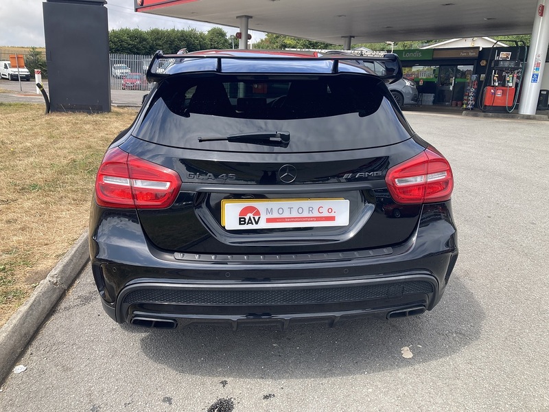 Mercedes-Benz 2.0 GLA45 AMG SUV 5dr Petrol SpdS DCT 4MATIC Euro 6 (s/s) (360 ps)