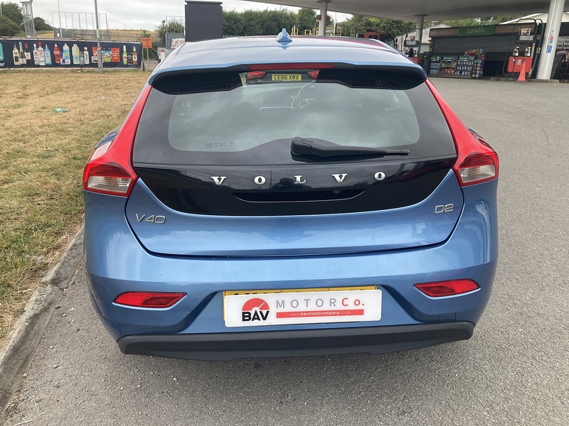 Volvo 1.6 D2 SE Hatchback 5dr Diesel Manual Euro 5 (s/s) (115 ps)