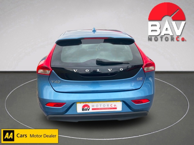 Volvo 1.6 D2 SE Hatchback 5dr Diesel Manual Euro 5 (s/s) (115 ps)