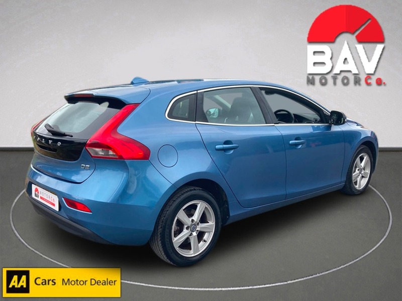 Volvo 1.6 D2 SE Hatchback 5dr Diesel Manual Euro 5 (s/s) (115 ps)
