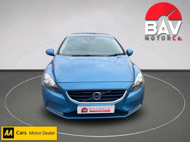 Volvo 1.6 D2 SE Hatchback 5dr Diesel Manual Euro 5 (s/s) (115 ps)