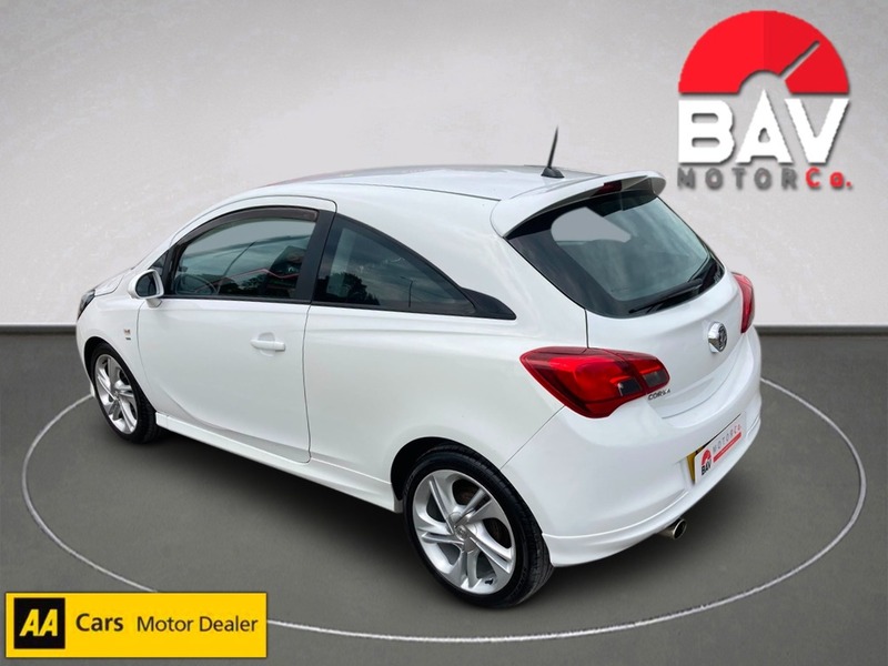 Vauxhall 1.2i SRi VX Line Hatchback 3dr Petrol Manual Euro 6 (70 ps)