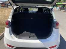 Hyundai 1.6 Style Hatchback 5dr Petrol Auto Euro 5 (123 bhp)