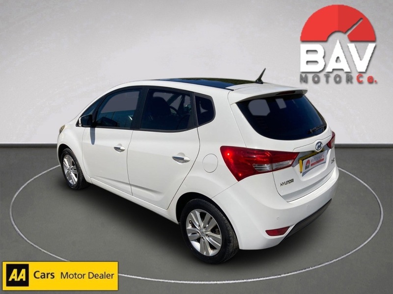 Hyundai 1.6 Style Hatchback 5dr Petrol Auto Euro 5 (123 bhp)