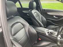 Mercedes-Benz 2.1 C220 BlueTEC AMG Line Saloon 4dr Diesel G-Tronic+ Euro 6 (s/s) (170 ps)