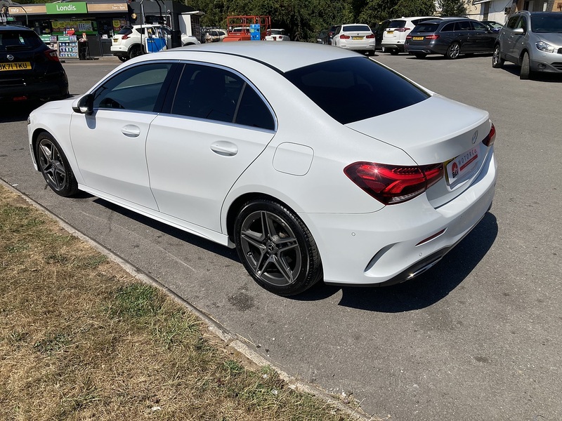 Mercedes-Benz 1.5 A180d AMG Line (Executive) Saloon 4dr Diesel 7G-DCT Euro 6 (s/s) (116 ps)