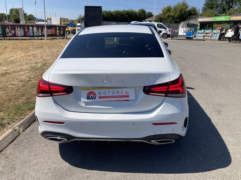 Mercedes-Benz 1.5 A180d AMG Line (Executive) Saloon 4dr Diesel 7G-DCT Euro 6 (s/s) (116 ps)