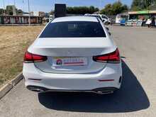 Mercedes-Benz 1.5 A180d AMG Line (Executive) Saloon 4dr Diesel 7G-DCT Euro 6 (s/s) (116 ps)