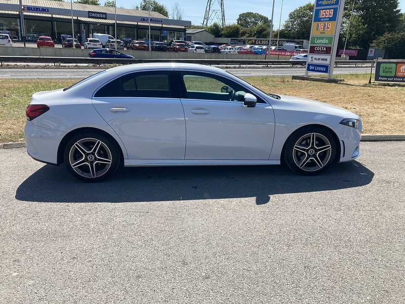 Mercedes-Benz 1.5 A180d AMG Line (Executive) Saloon 4dr Diesel 7G-DCT Euro 6 (s/s) (116 ps)