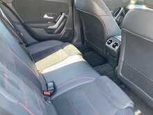 Mercedes-Benz 1.5 A180d AMG Line (Executive) Saloon 4dr Diesel 7G-DCT Euro 6 (s/s) (116 ps)